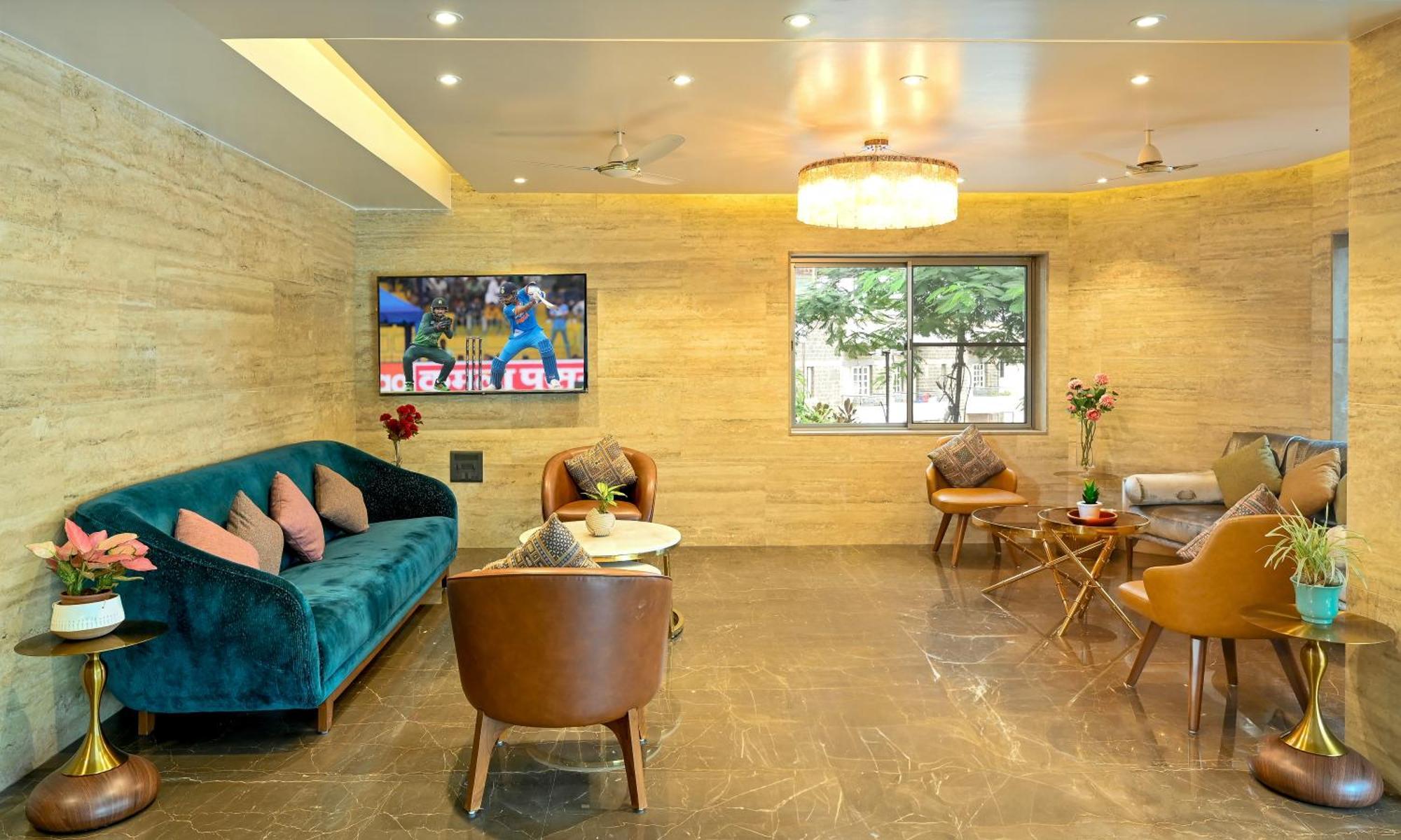 Hotel Maharaja Regency Satara Exteriér fotografie