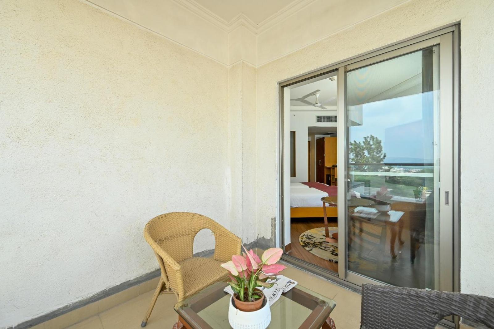 Hotel Maharaja Regency Satara Exteriér fotografie