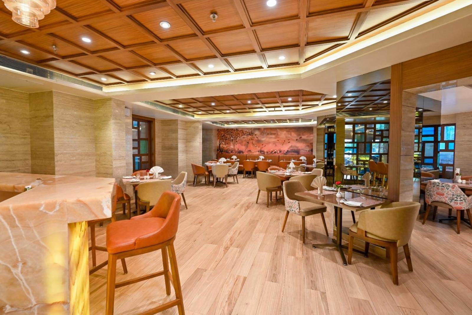Hotel Maharaja Regency Satara Exteriér fotografie